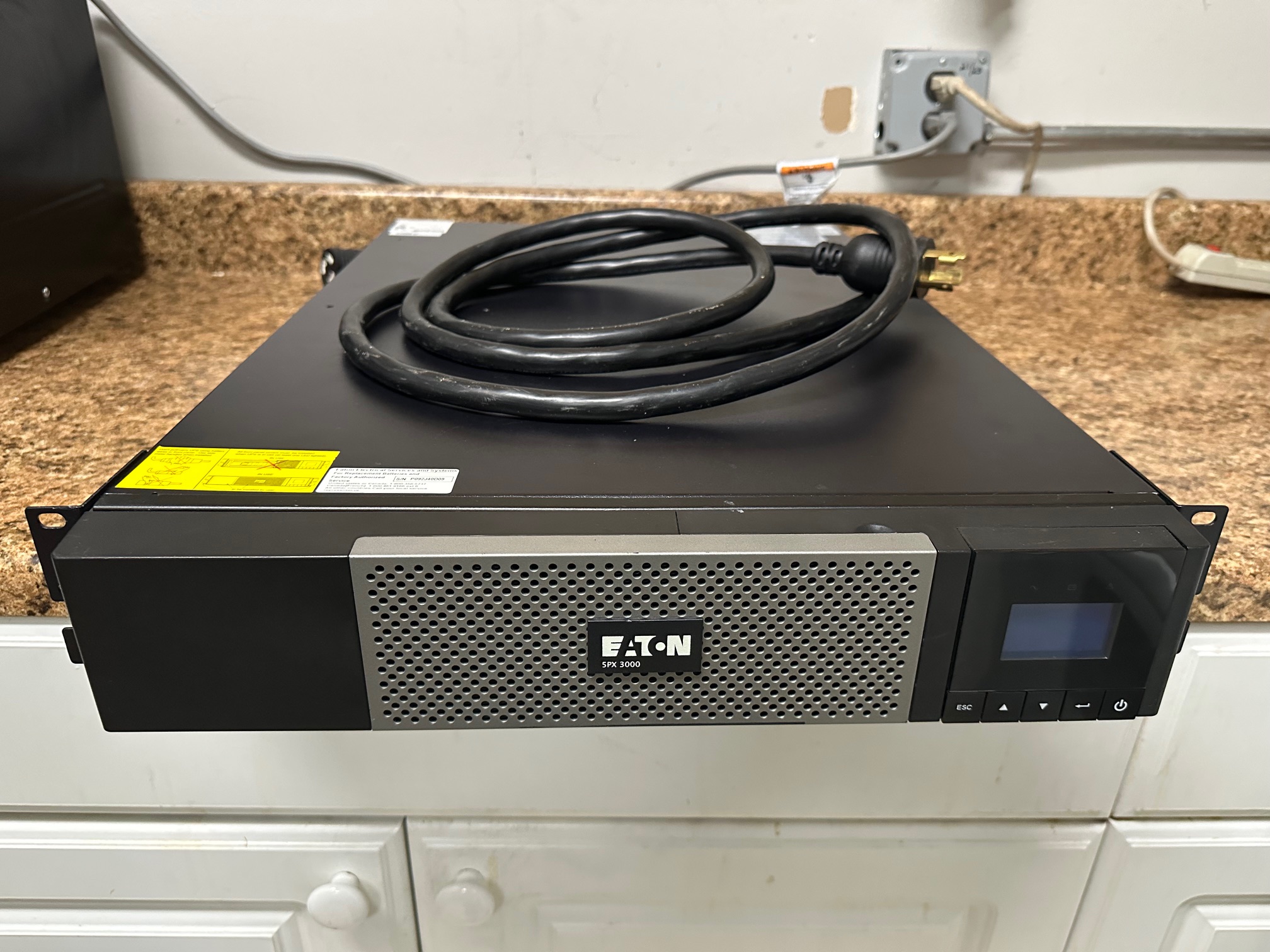 Eaton 5px 3000 Ups $1200 (1)